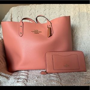 Coach Tote & Matching Wallet